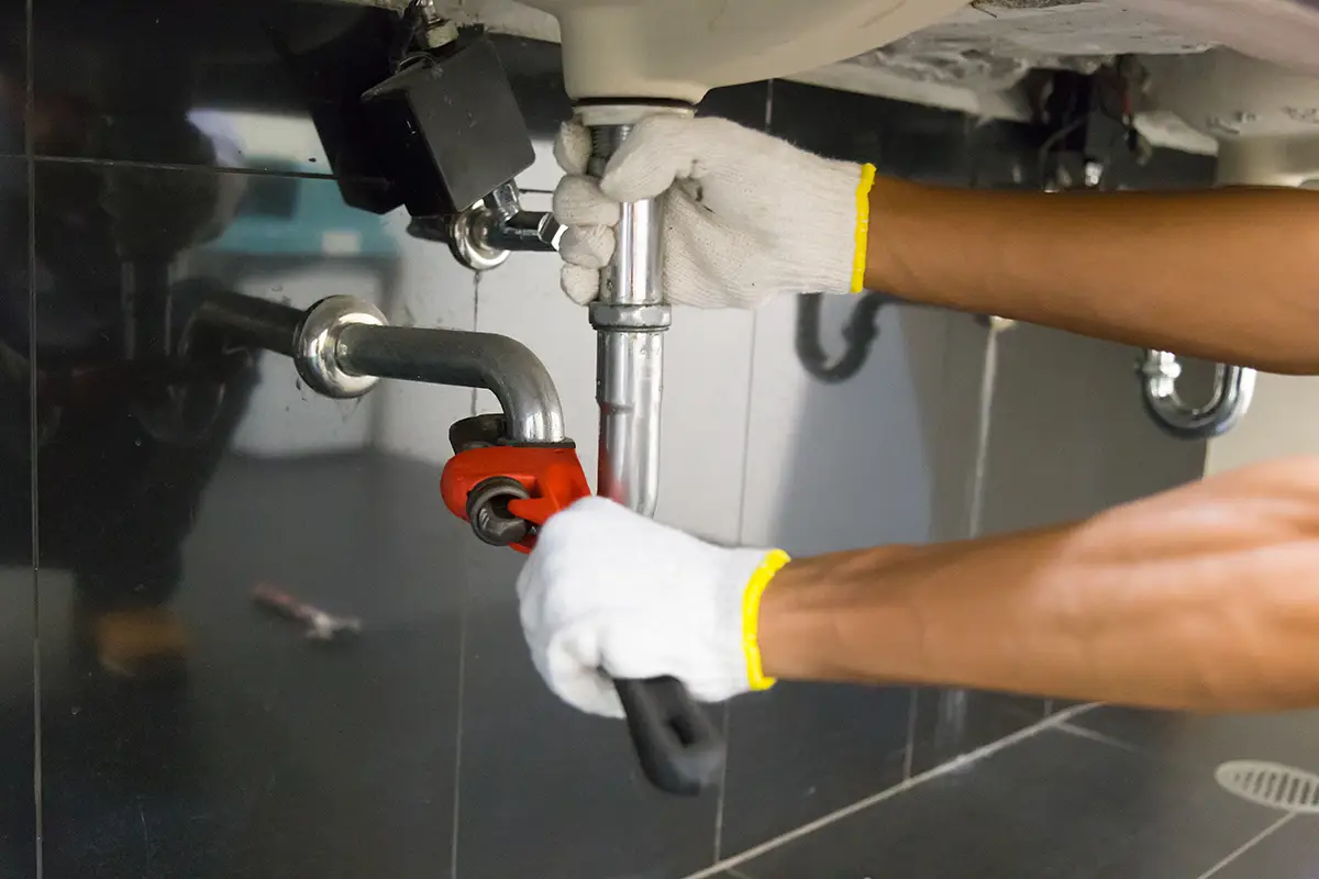 https://rk-abwassertechnik.de/wp-content/uploads/2023/07/rohr_reparatur.webp
